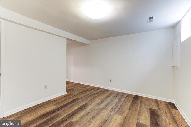 Building Photo - 2135 Derby Ridge Ln