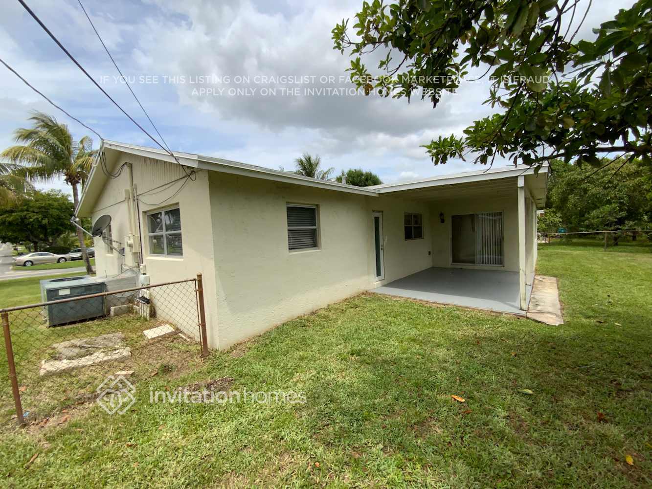 Building Photo - 3070 SE 1st Pl