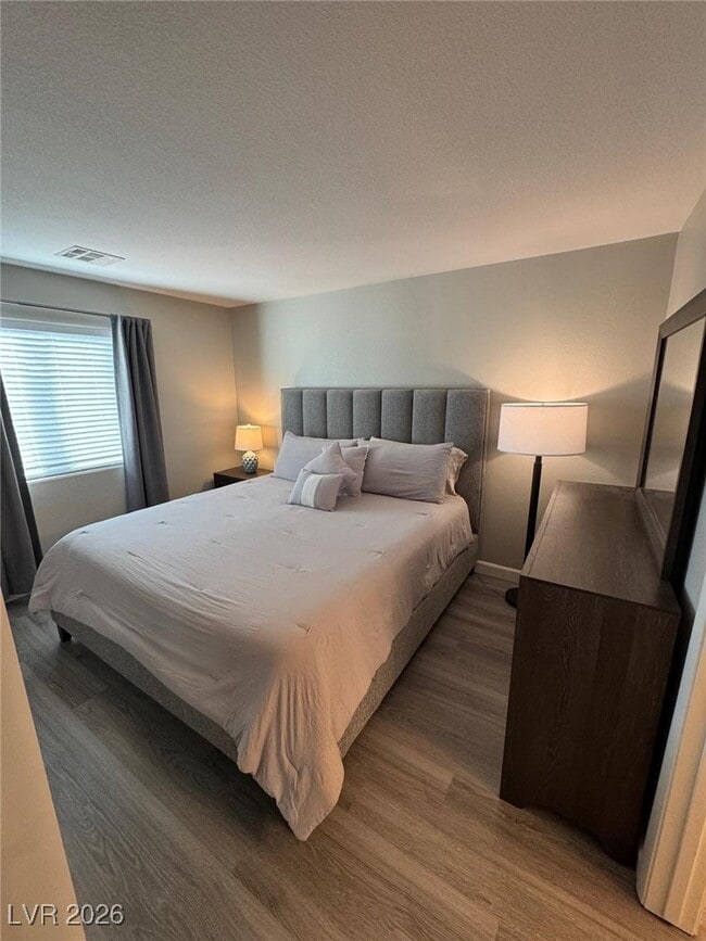 Building Photo - 2050 Towering Pines St