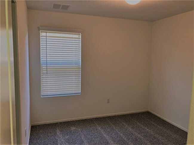 Building Photo - 3808 Ignacio Dr