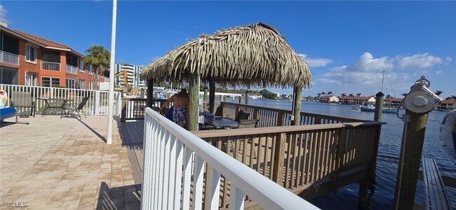 Building Photo - 434 Tudor Dr