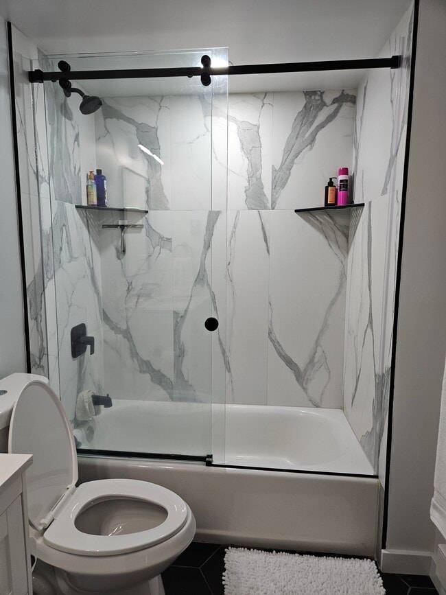 Building Photo - 90 Shrewsbury Ave