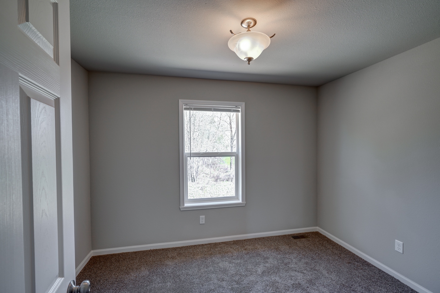 Building Photo - 677 Julia Way