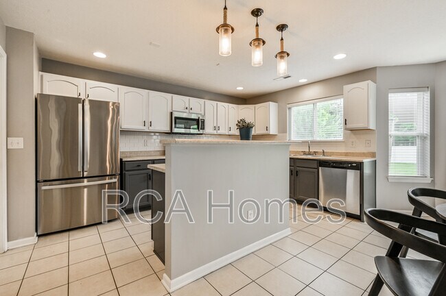 Building Photo - 8189 Admirals Landing Pl