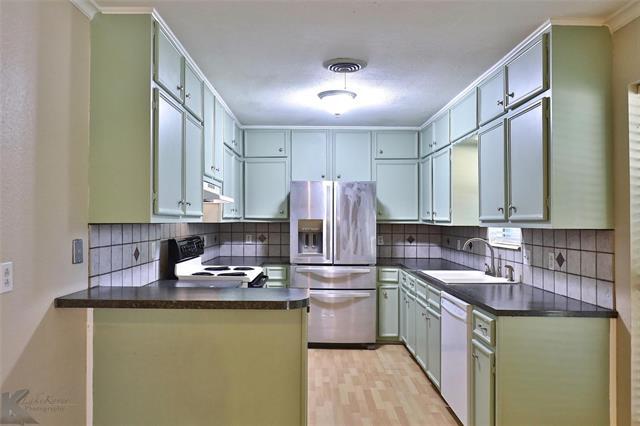 Building Photo - 2682 Madison Ave