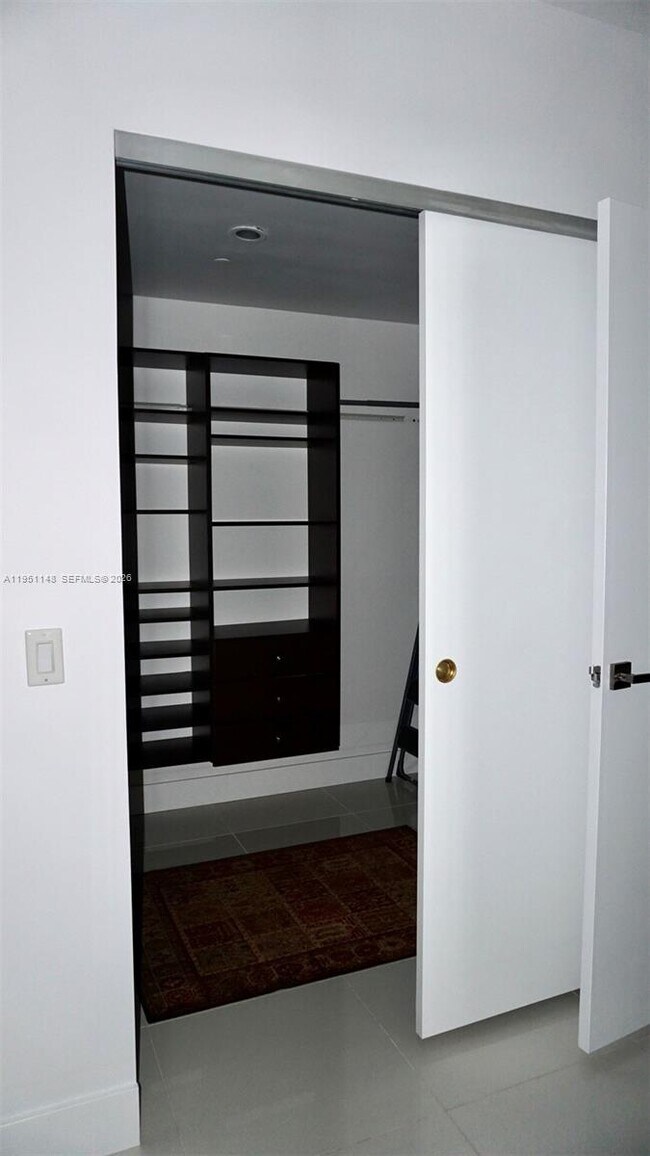 Building Photo - 1080 Brickell Ave