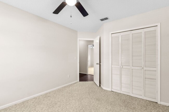 Building Photo - Charming 3BR/2BA Home on Amelia Island – C...