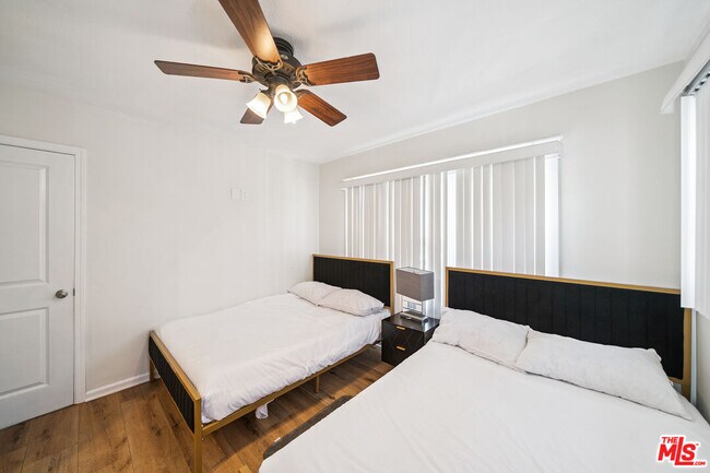 Building Photo - 1163 W 38th St
