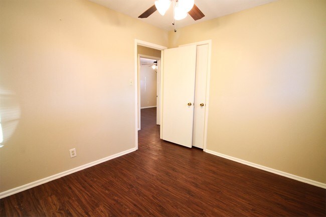 Building Photo - 7917 Hermitage Dr