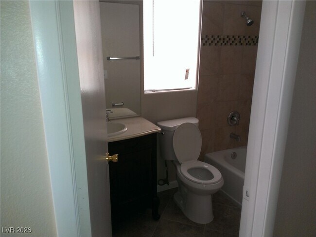 Building Photo - 1209 Stonesthrow Cir