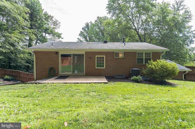 Building Photo - 5200 Southampton Dr