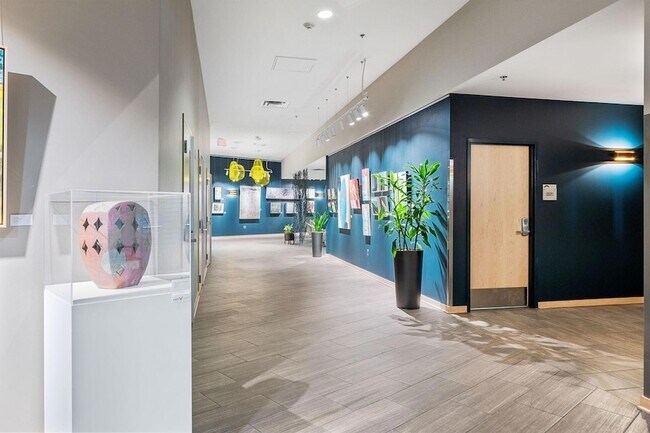 Building Photo - 1120 S 2nd St