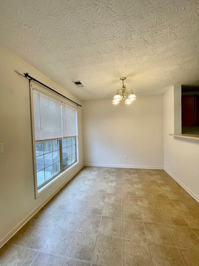 Building Photo - COMING SOON! Lovely, Upscale Home! All Electric, Garage, Fenced Backyard