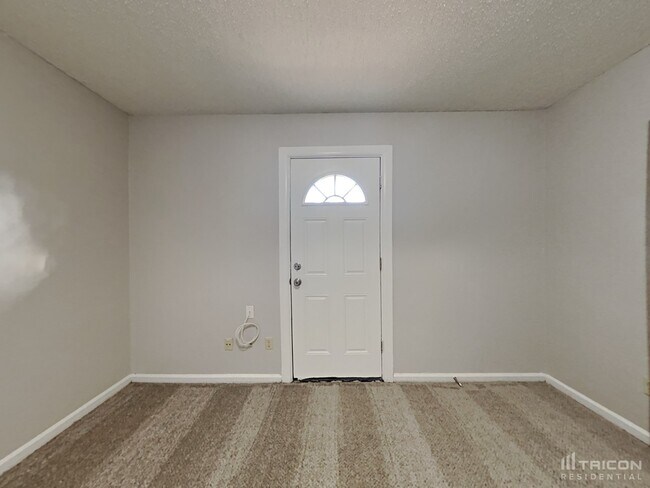 Building Photo - 71 Naugatuck Dr