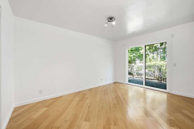 Building Photo - 1635 Seventh Ave