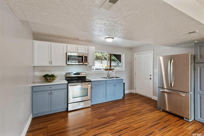 Building Photo - 500 W 1640 S