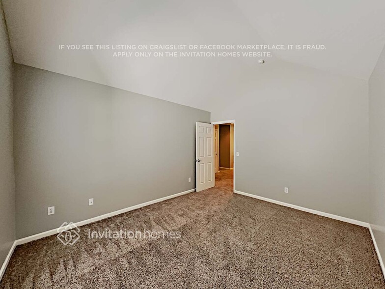 Building Photo - 1506 Peachcroft Rd