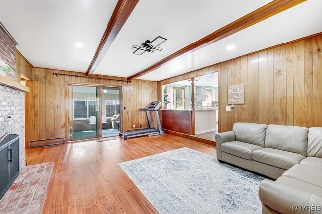 Building Photo - 71 Chaumont Dr
