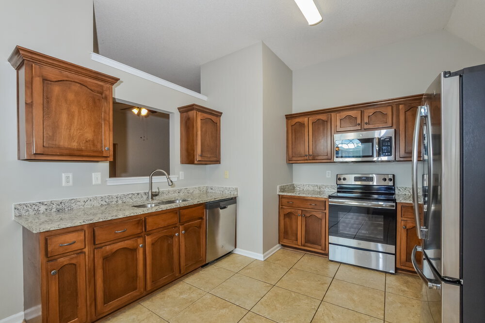 Building Photo - 7158 Crape Myrtle Dr