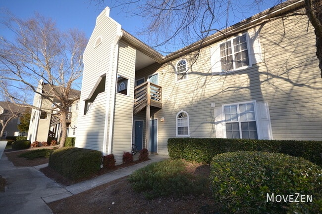 Building Photo - 729 Bragg Dr