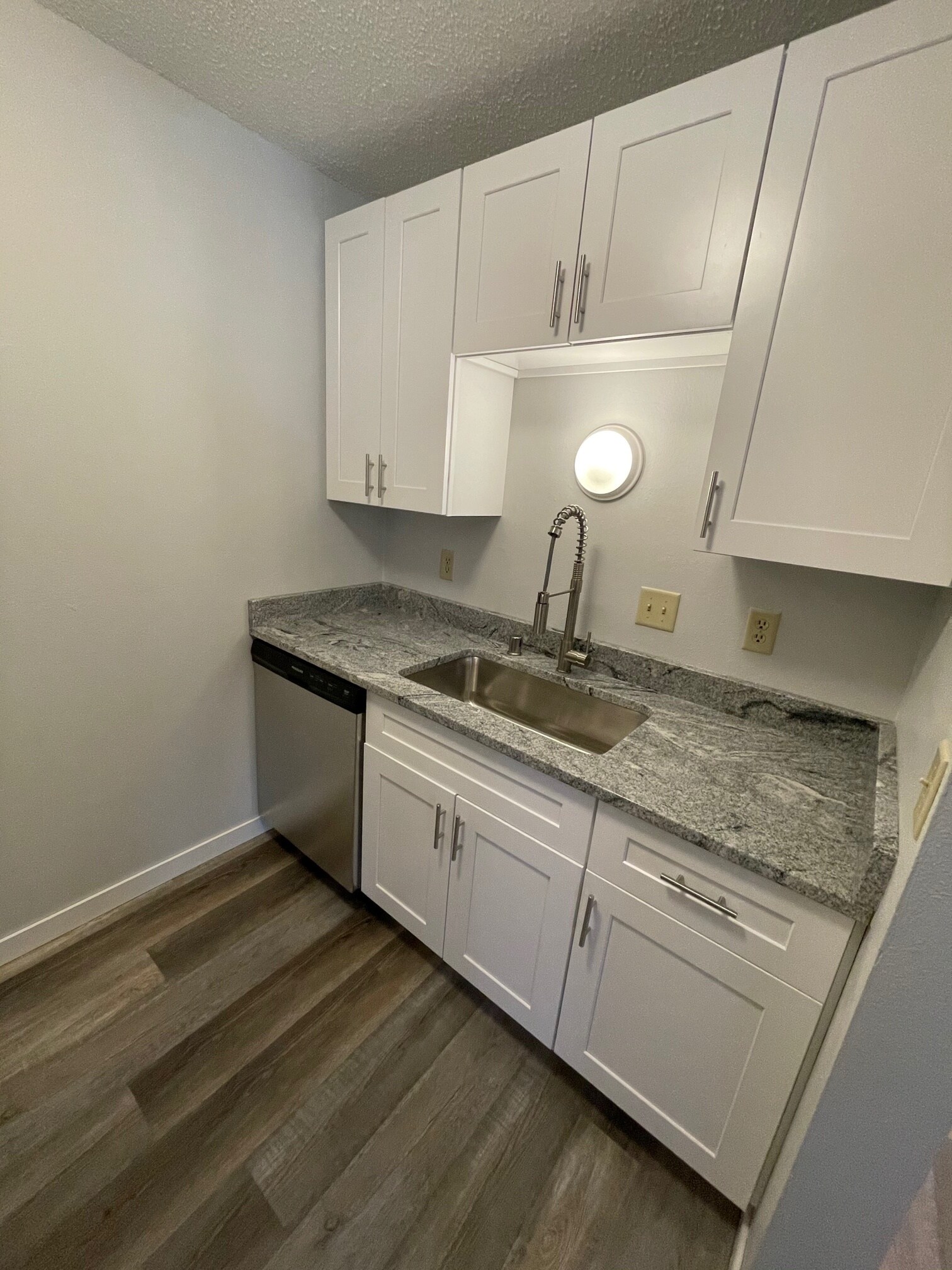 Building Photo - 519 Jefferson St