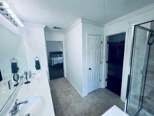 Building Photo - 4216 Veiled Falls Dr