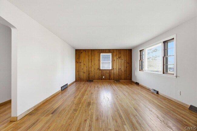 Building Photo - 7310 Oswego Rd