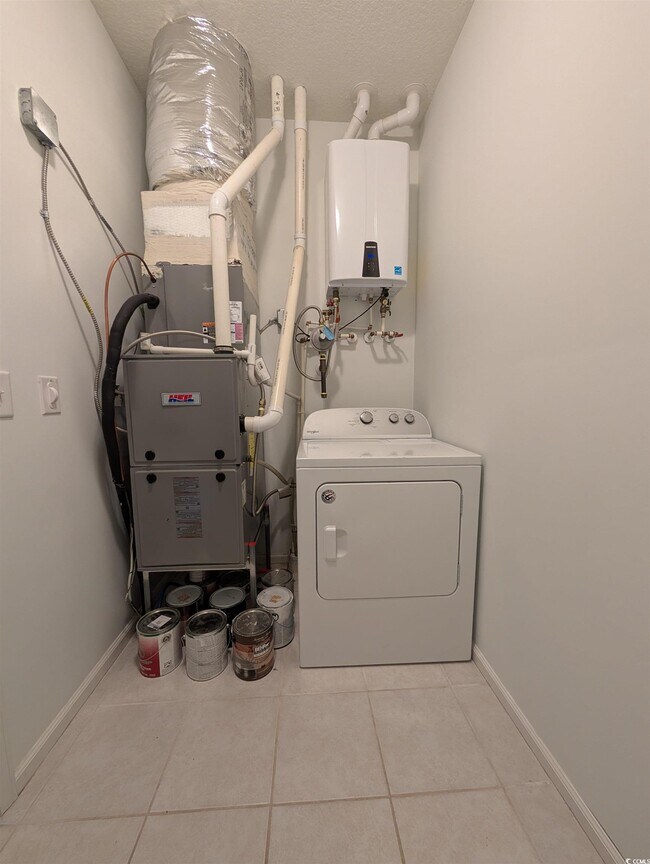 Building Photo - 822 Sail Ln