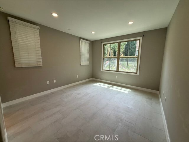Building Photo - 122 Overbrook