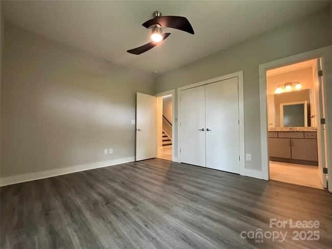 Building Photo - 1012 Westbrook Dr