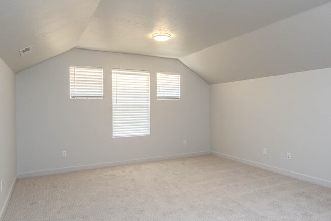 Building Photo - 248 N Caracaras Way