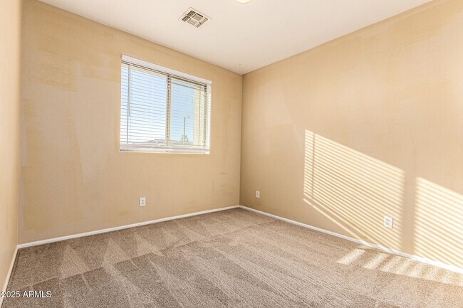 Building Photo - 3047 S 257th Ave