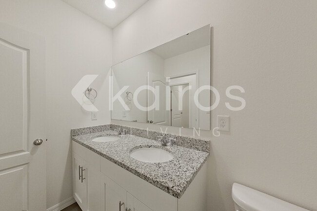 Building Photo - 32020 Katelin Cir