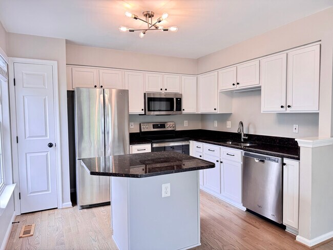 Building Photo - 44885 Grove Terrace