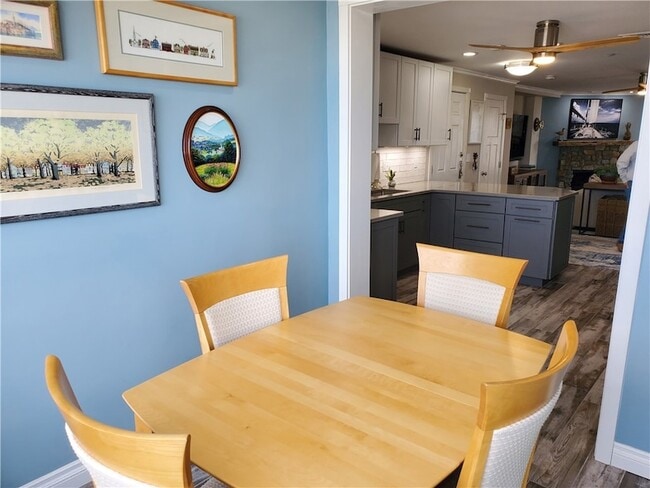 Building Photo - 31 Coddington St