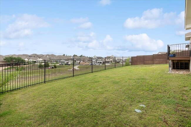Building Photo - 16901 Morelle Dr