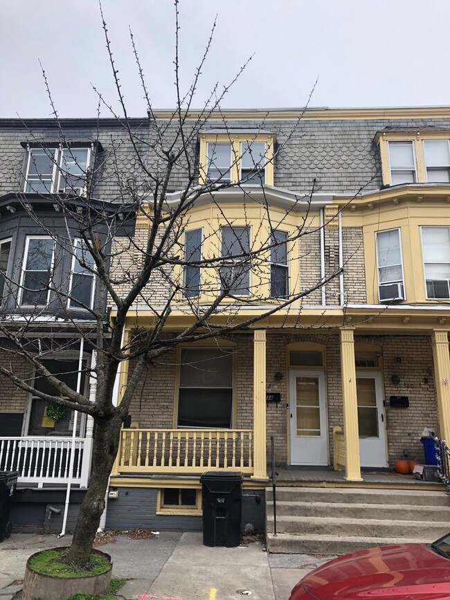 Primary Photo - Harrisburg 3 Bedroom 1 Bath, Yard, Parking