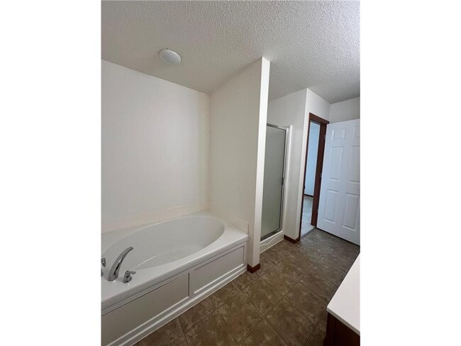 Building Photo - 5026 Yuma Ln N