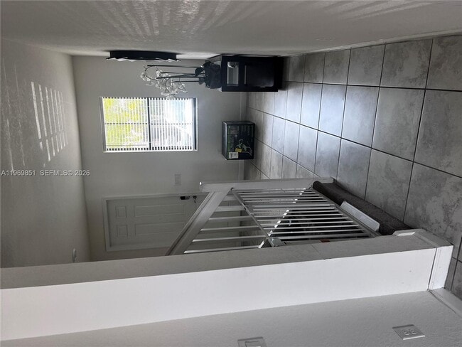 Building Photo - 3259 W 100th Terrace