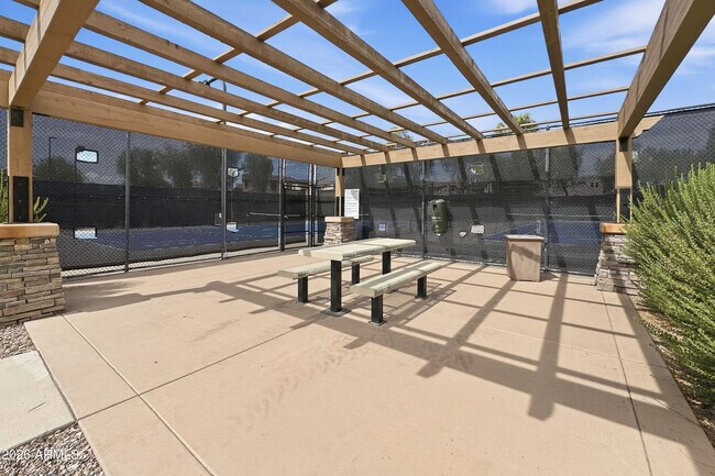 Building Photo - 4248 S Mariposa Dr