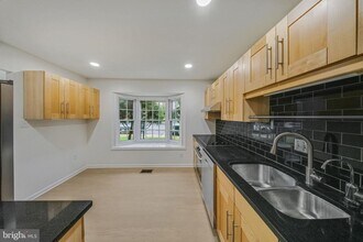 Building Photo - 68 Orchard Dr
