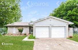 Building Photo - 405 E Meadow Ln Ct