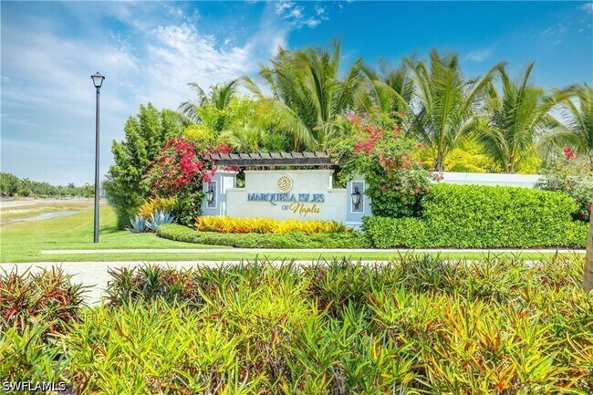 Building Photo - 2373 Ariane Dr