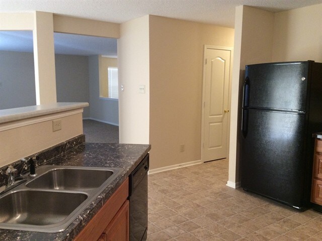 Building Photo - 12897 E 131st St