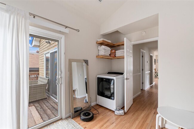 Building Photo - 22 Bungalow Ln