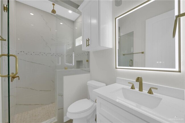 Building Photo - 29 Pecan Ave