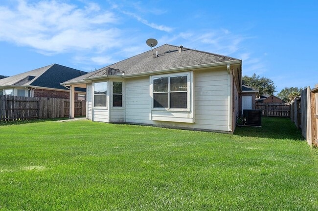 Building Photo - 6185 Galloway Ln