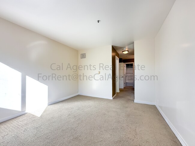 Building Photo - 6400 Christie Ave