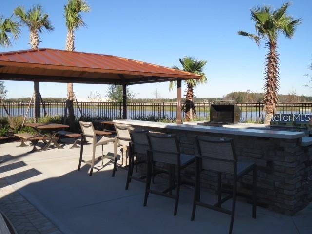 Building Photo - 2428 Chateau Lp