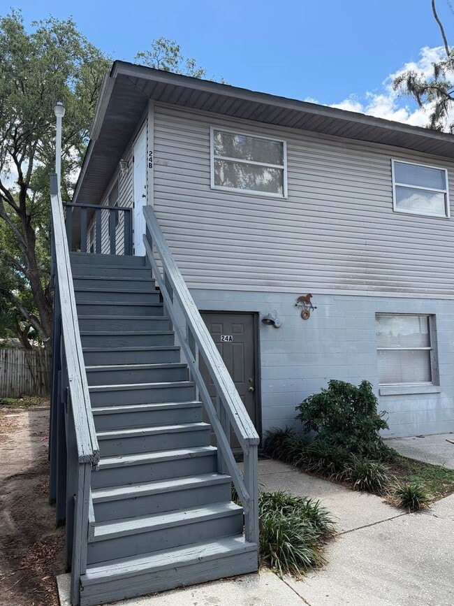 Building Photo - 24 Euclid Dr